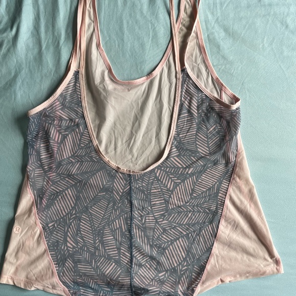 Lululemon Cool to Street Tank in sheer pink and grey - Picture 2 of 3